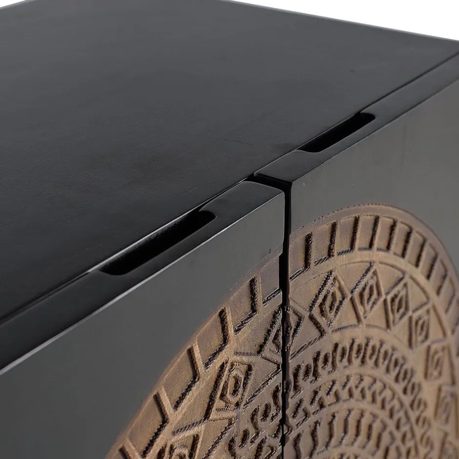 Wohnen 4-türige Design Kommode mit Mandala Schnitzerei - Synessa