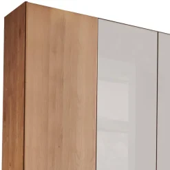 8-türiger Schrank in Erle teilmassiv - Dilacco^Wohnen Online