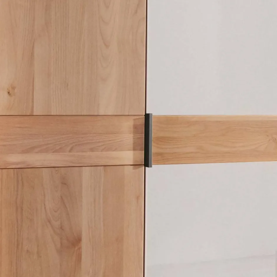 8-türiger Schrank in Erle teilmassiv - Dilacco^Wohnen Online