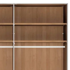 8-türiger Schrank in Erle teilmassiv - Dilacco^Wohnen Online