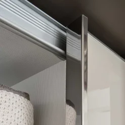 Wohnen 4-türiger Schwebetüren-Schrank mit Glas Front - Scolari