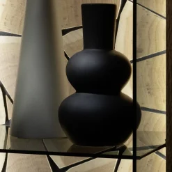 Vitrine in Wildeiche teilmassiv - Dagmy^Wohnen Outlet