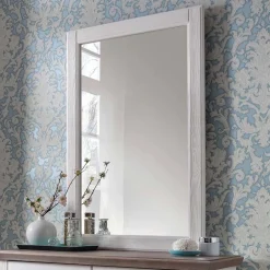 Weißer Spiegel Izarella mit Holzrahmen Pinie^Wohnen Discount