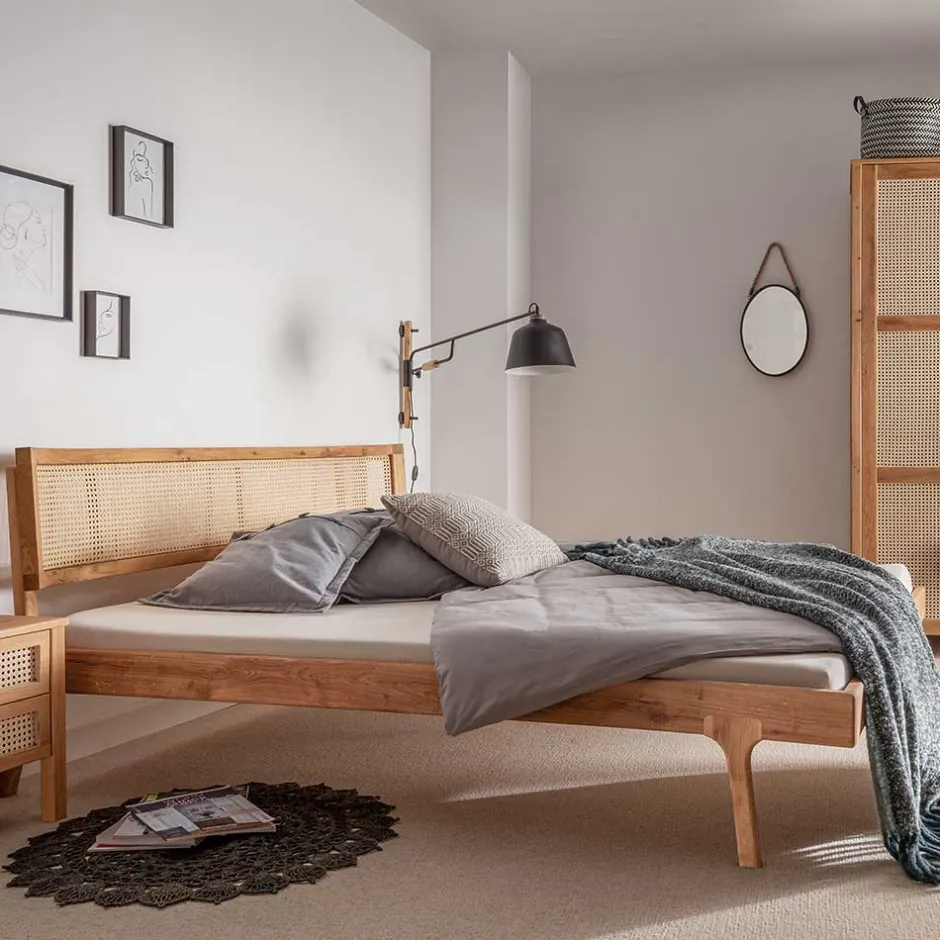 Wildeiche Bett mit Wiener Geflecht Kopfteil - Ambrosso^Wohnen Discount