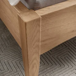 Wildeiche Doppelbett mit Holzkopfteil - Adeira^Wohnen Best