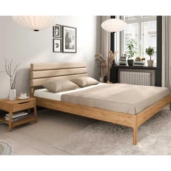 Wohnen Wildeiche Holzbett mit Polsterkopfteil in Beige - Favorite