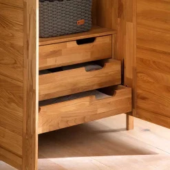 Wildeiche Kleiderschrank mit Ausstattung - Memba I^Wohnen Discount