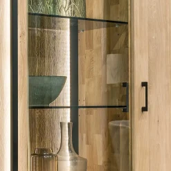 Wohnzimmervitrine aus Asteiche Massivholz - Clenza^Wohnen Outlet