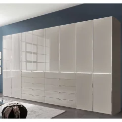 XXL-Kleiderschrank in Hellgrau mit Glasfront - Nucina^Wohnen